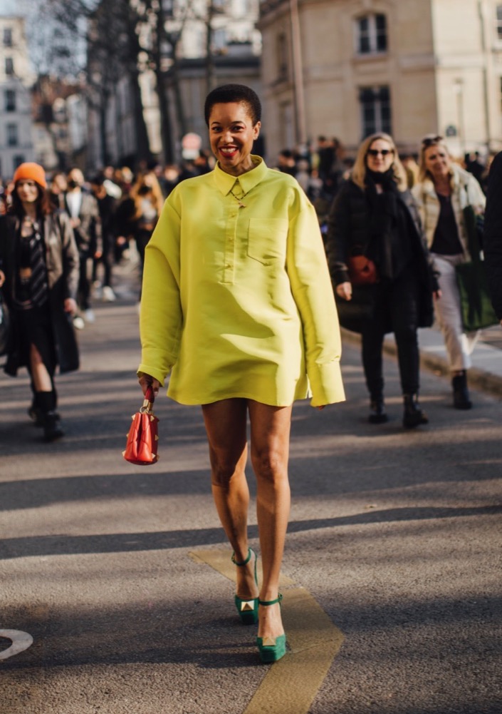 Street Style: Paris Fashion Week Fall 2022 - theFashionSpot