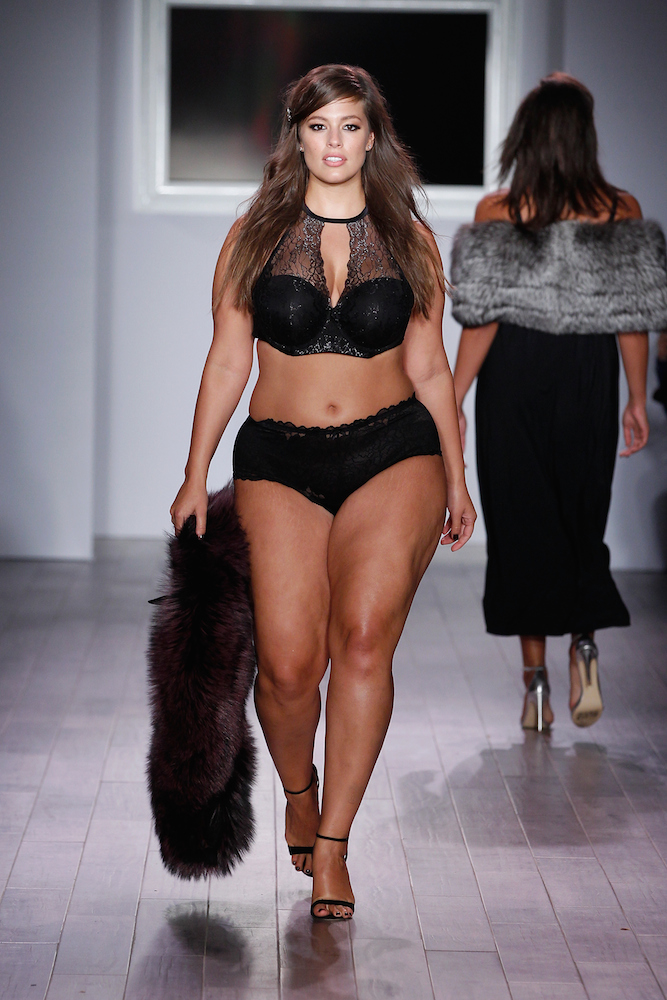 17 Plus-Size Models in Lingerie Bringing Sexy - theFashionSpot