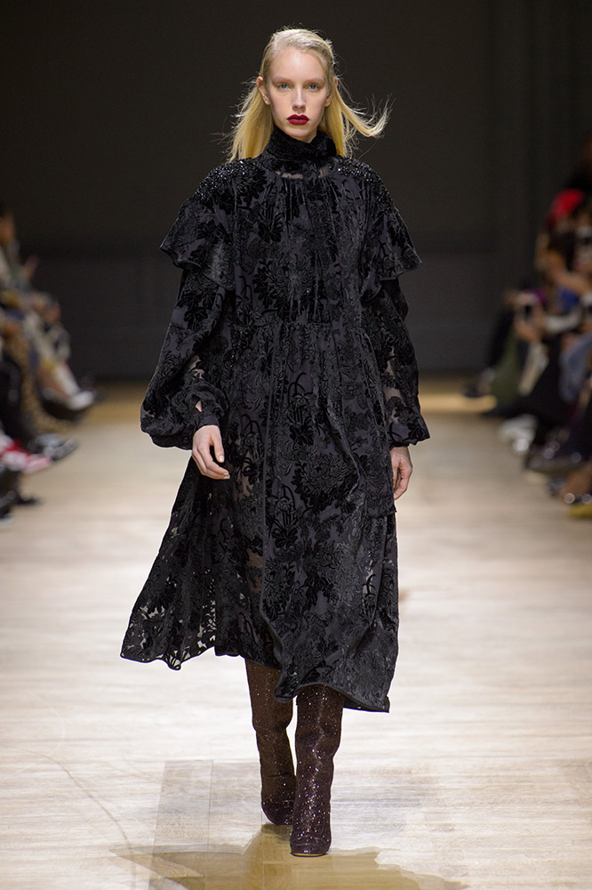 Rochas Fall 2018 #33