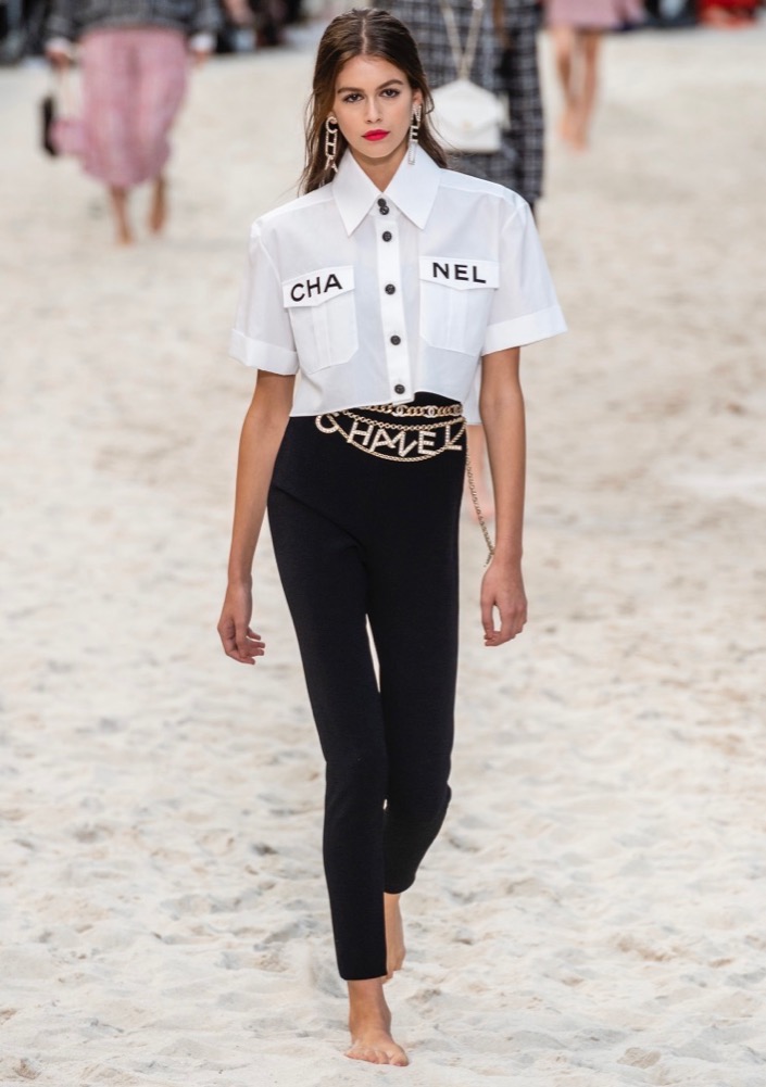 9 Runway-Approved Ways to Wear Belts in Summer 2019 - theFashionSpot