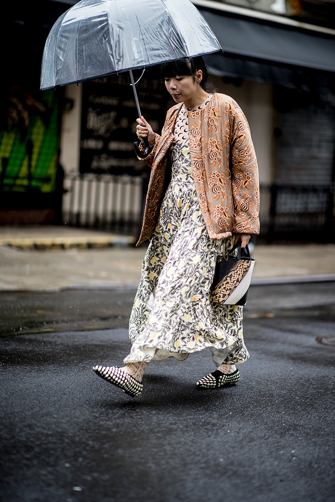 Street Style Snaps that Will Have You Wishing for a Rainy Day #5