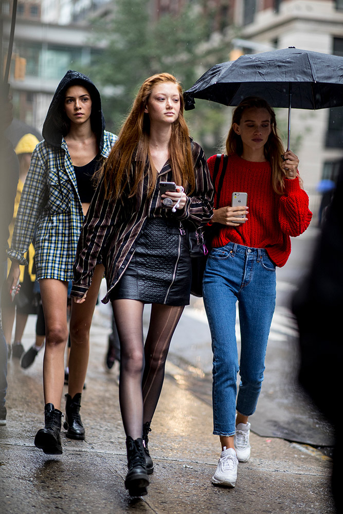 Street Style Snaps that Will Have You Wishing for a Rainy Day #12