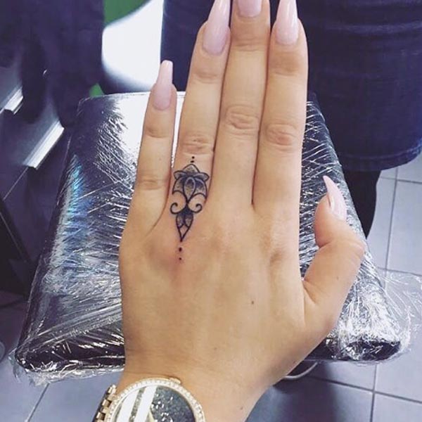 20 Tiny Finger Tattoos  Prettiest Small Finger Tattoo Designs