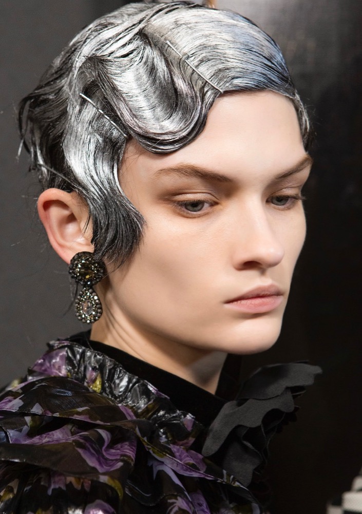 The Runways Are Filled With Halloween Beauty Inspiration to Copy #15