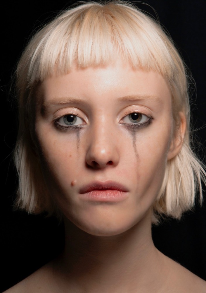 The Runways Are Filled With Halloween Beauty Inspiration to Copy #11