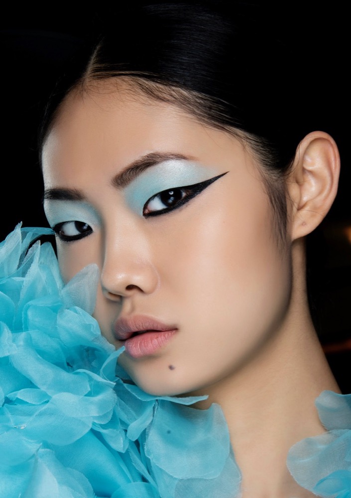 The Runways Are Filled With Halloween Beauty Inspiration to Copy #14