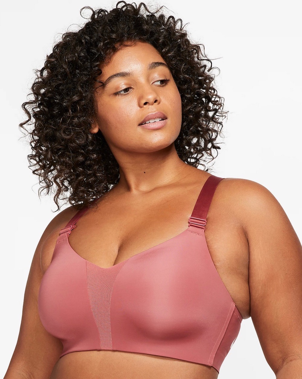 These Are the Best Strapless Bras for Bigger Busts