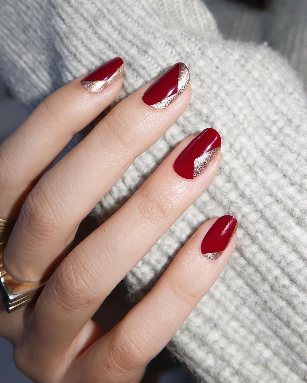 Update: 18 Holiday Nail Art Ideas Without a Single Santa in Sight  #6