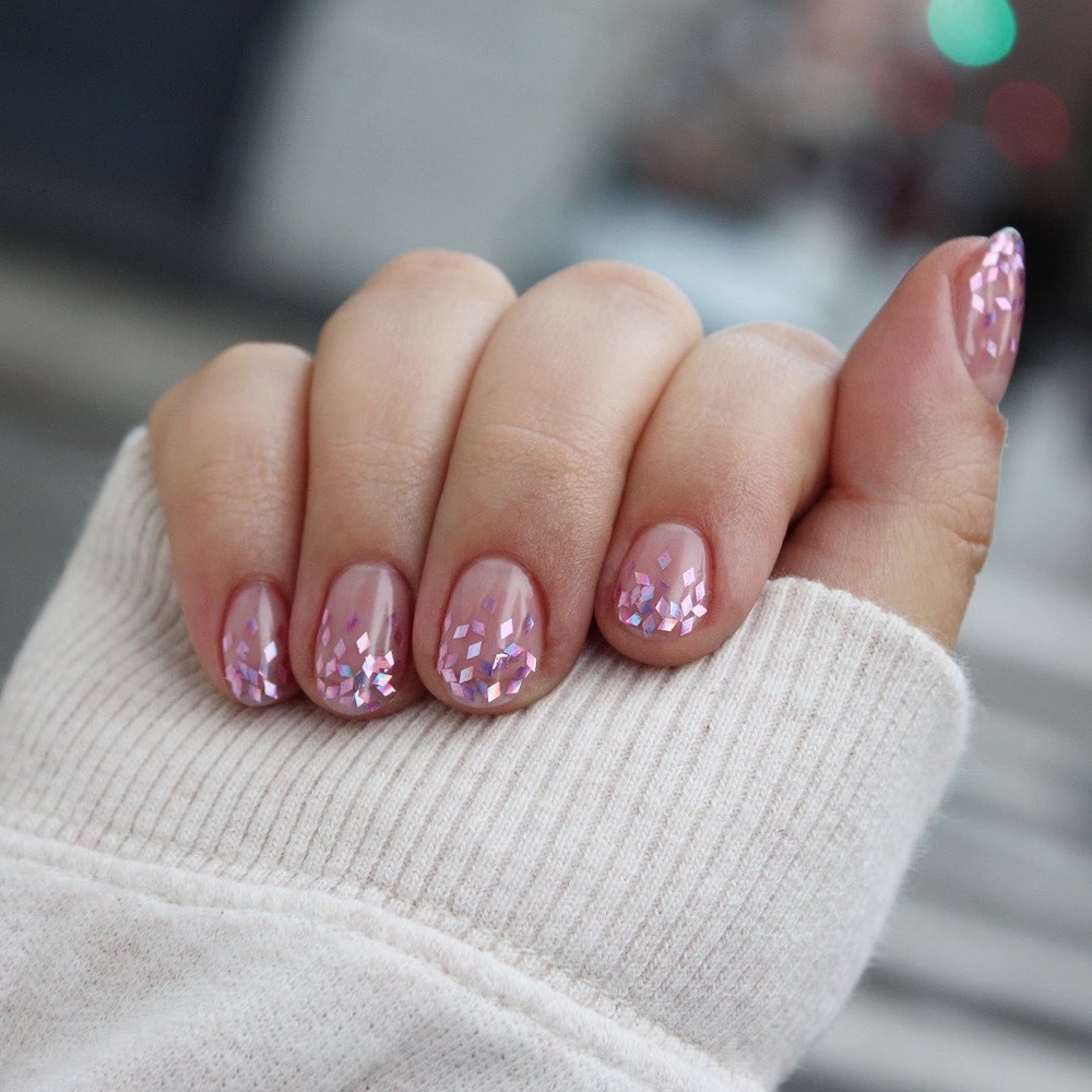 Update: 18 Holiday Nail Art Ideas Without a Single Santa in Sight  #15