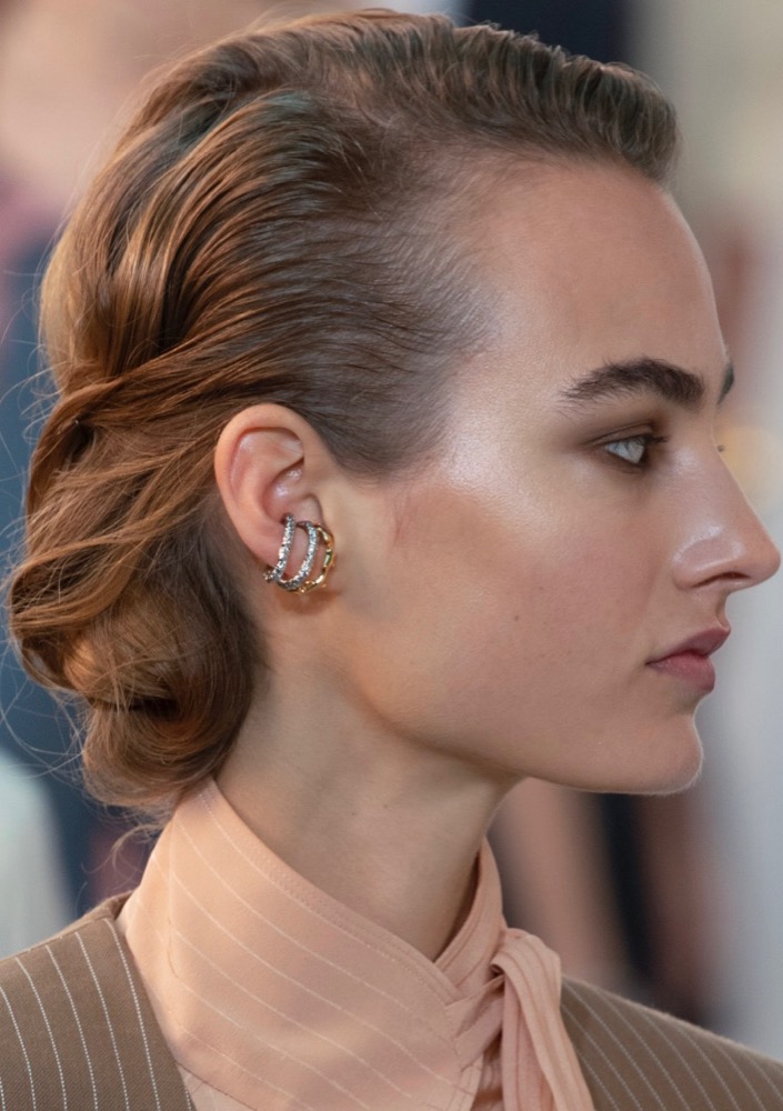 Update: 19 Runway-Approved Hairstyles to Ring in the New Year #15
