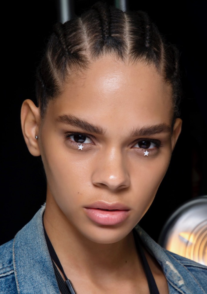 Update: 28 New Year’s Eve Makeup Ideas We’re Stealing From the Runways  #29