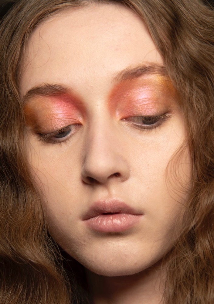 Update: 28 New Year’s Eve Makeup Ideas We’re Stealing From the Runways  #20