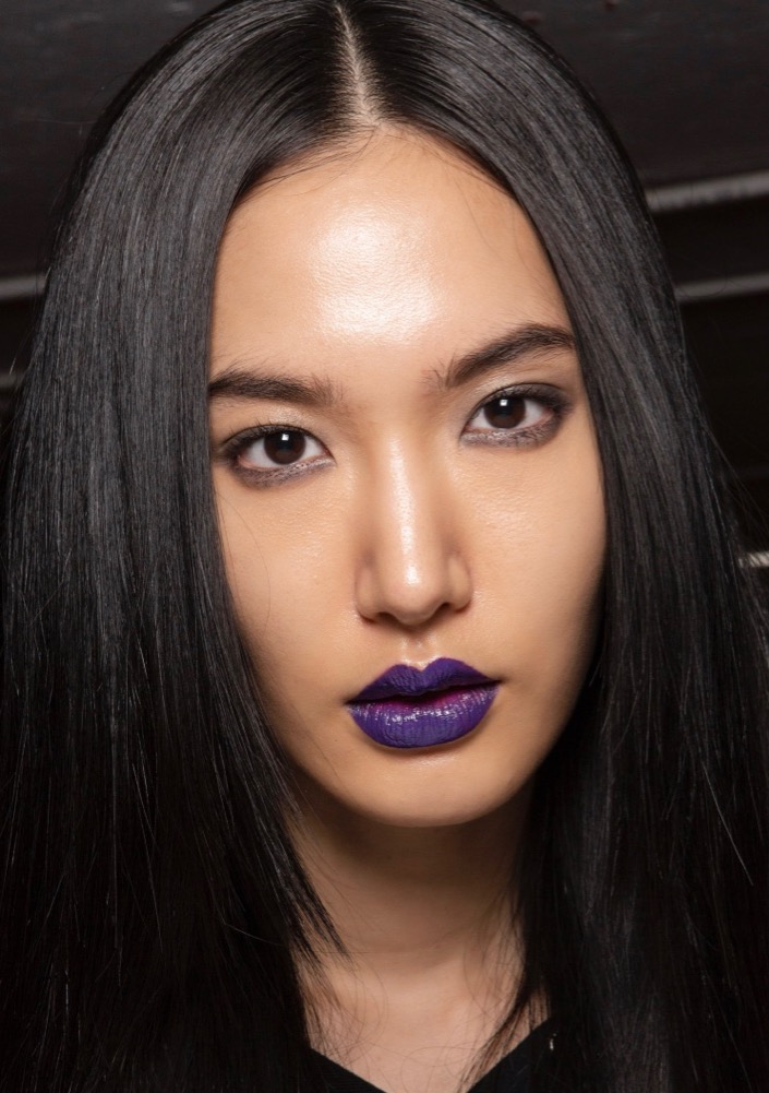 Update: 28 New Year’s Eve Makeup Ideas We’re Stealing From the Runways  #5