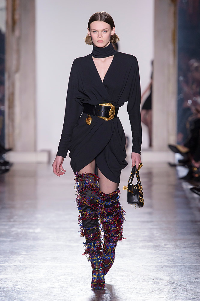 Versace Fall 2018 #38