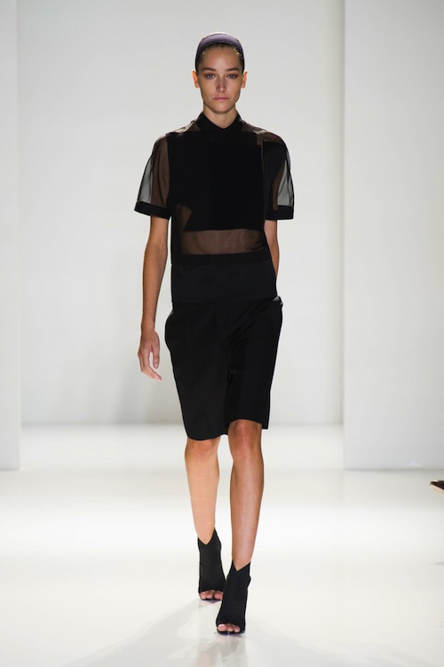 Victoria Beckham Spring 2014 Runway Review - theFashionSpot