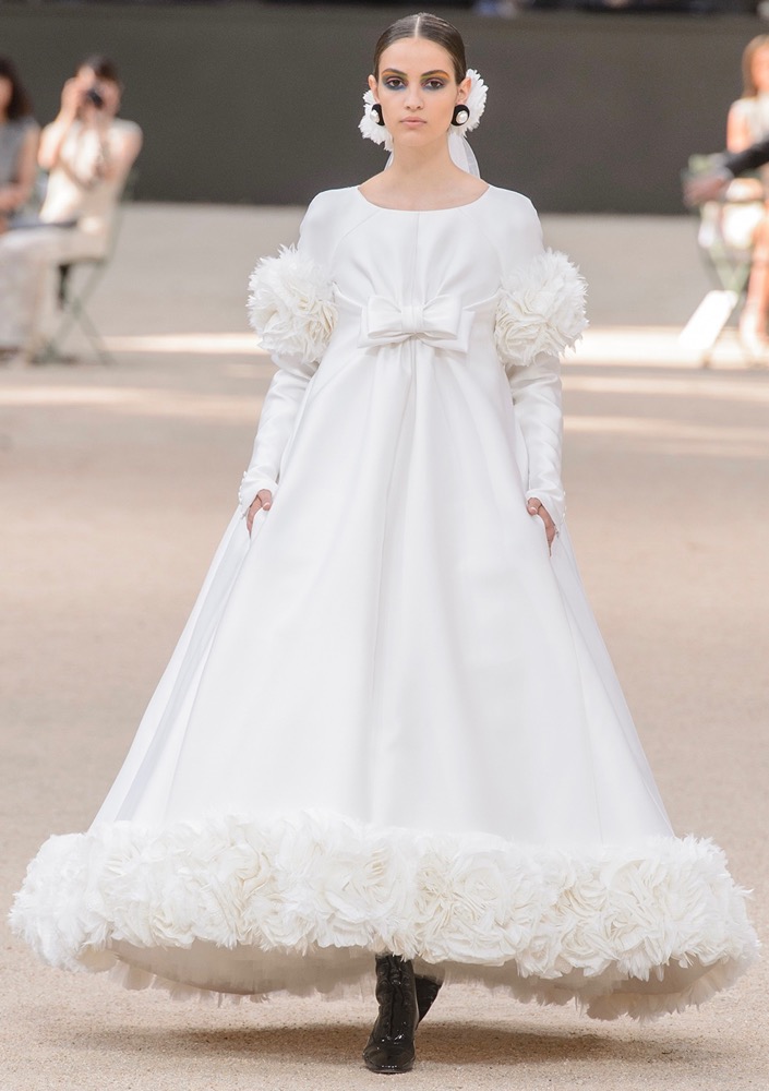 Best Wedding Dresses for Fall 2017 From the Haute Couture Shows ...