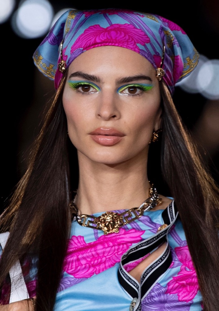 Why a Scarf Is the Perfect Summer Hair Accessory   #2